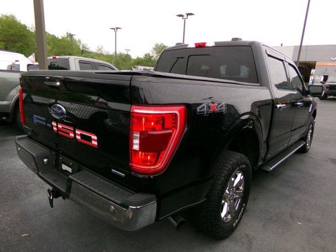 Used 2021 Ford F150 XLT w/ Equipment Group 302A High AWD/4WD image 8