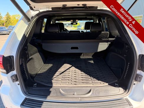 Used 2020 Jeep Grand Cherokee Altitude AWD/4WD image 32
