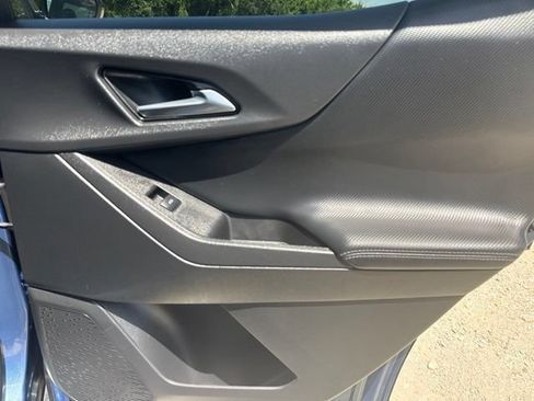 Used 2025 Chevrolet Equinox LT w/ Convenience Package II FWD image 21