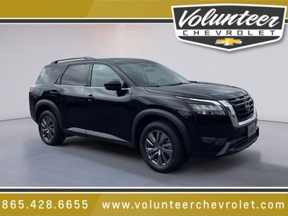 Used 2025 Nissan Pathfinder SV