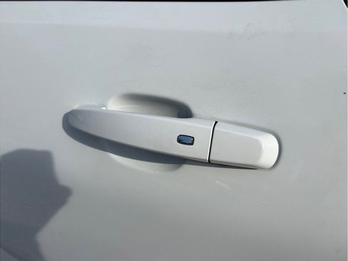 Used 2023 Chevrolet Camaro LT RWD image 15