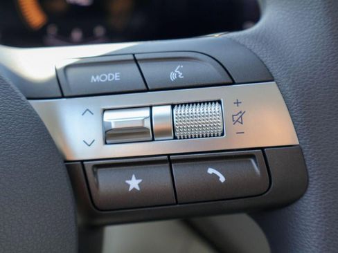 New 2026 Hyundai Kona SE image 13