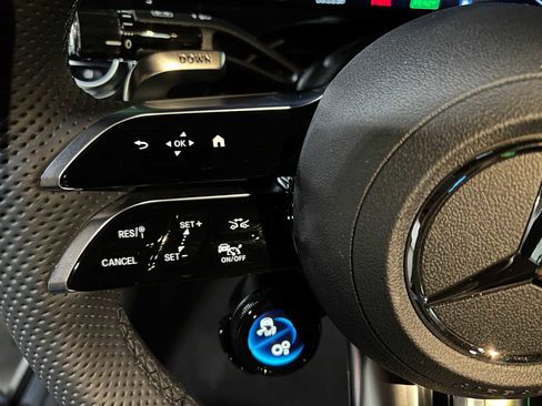 New 2026 Mercedes-Benz E 53 AMG e 4MATIC Sedan image 27