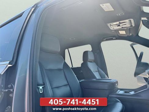 Used 2021 Chevrolet Tahoe LT w/ Luxury Package RWD image 28