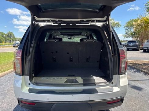Used 2021 Chevrolet Tahoe Z71 w/ Luxury Package AWD/4WD image 13