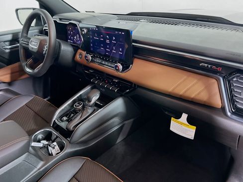 New 2026 GMC Canyon AT4 image 23
