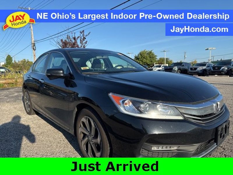 Certified 2017 Honda Accord EX image 1