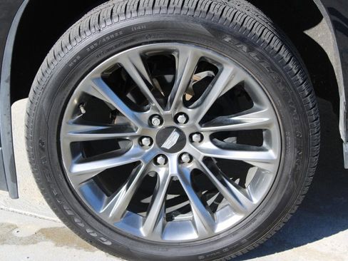 Used 2020 Cadillac Escalade Platinum w/ Escalade Sport Edition image 8