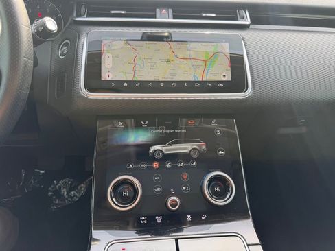 Used 2020 Land Rover Range Rover Velar S image 14