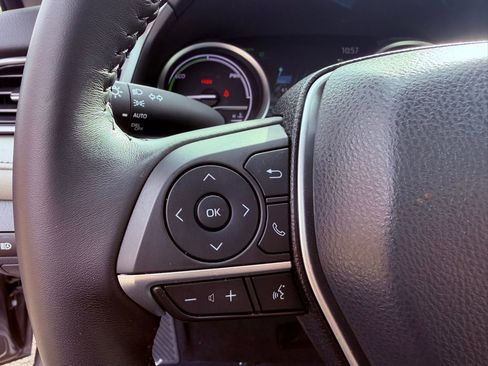 Used 2024 Toyota Camry XLE image 21