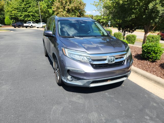 Used 2020 Honda Pilot Touring image 1
