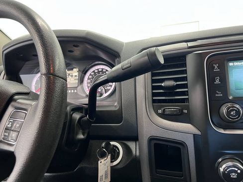Used 2018 RAM 3500 Tradesman w/ Chrome Appearance Group AWD/4WD image 24