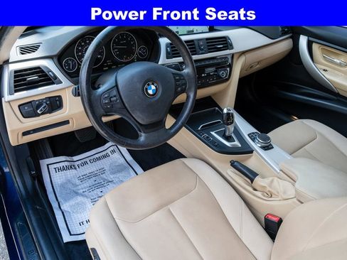 Used 2018 BMW 320i xDrive Sedan w/ Convenience Package AWD/4WD image 15