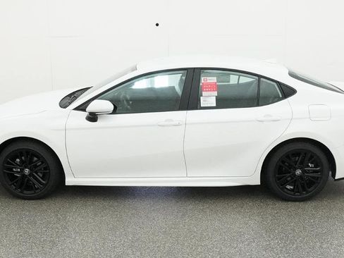 New 2026 Toyota Camry SE FWD image 42