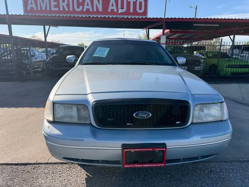 Used 2003 Ford Crown Victoria Police Interceptor image 7
