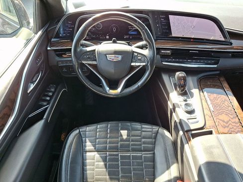 Used 2022 Cadillac Escalade ESV Sport Platinum image 13