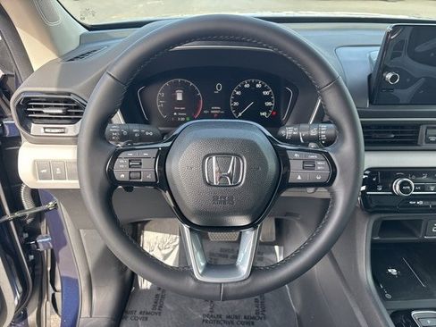 New 2025 Honda Pilot EX-L image 17