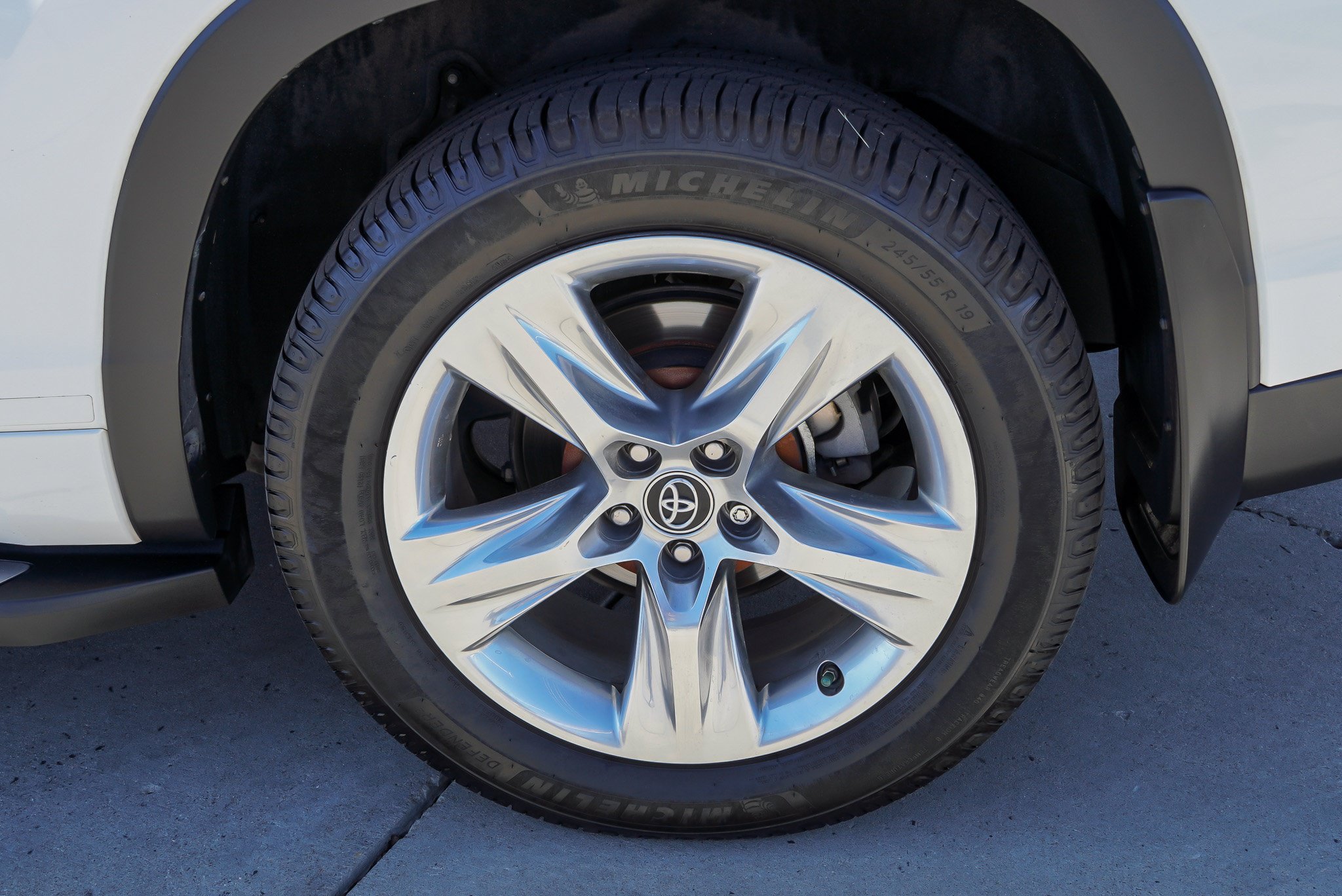 Used 2019 Toyota Highlander Limited AWD/4WD image 13