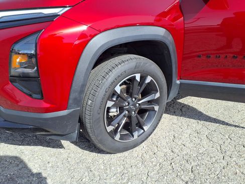 Used 2025 Chevrolet Equinox RS FWD image 18