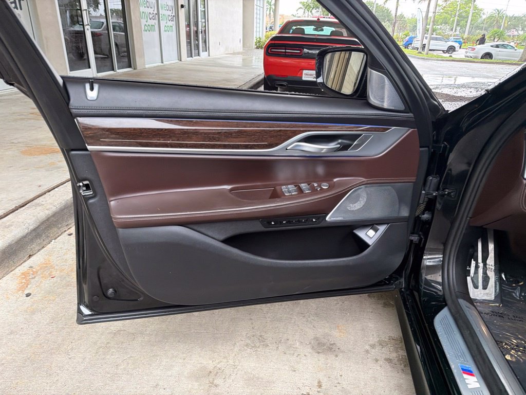 Used 2022 BMW 750i xDrive w/ Luxury Rear Seating Package AWD/4WD image 41