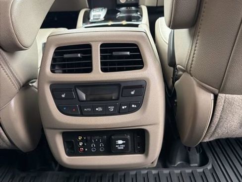 Used 2017 Honda Pilot Elite image 19