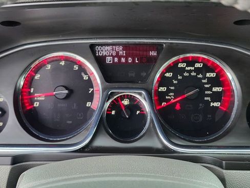 Used 2015 GMC Acadia SLT w/ Open Road Package AWD/4WD image 31
