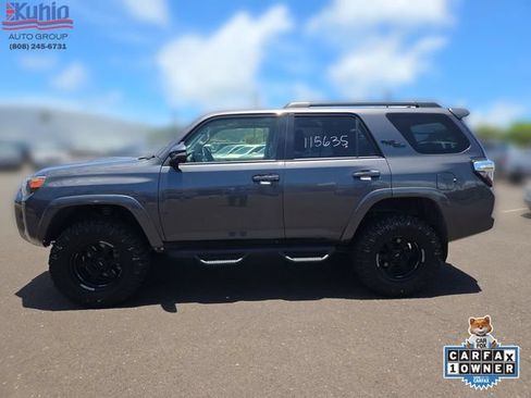 Used 2023 Toyota 4Runner TRD Off-Road Premium AWD/4WD image 3