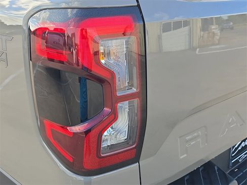 New 2025 Ford Ranger Lariat image 29