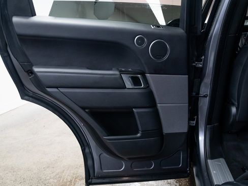 Used 2019 Land Rover Range Rover Sport HSE Dynamic image 20