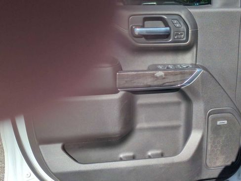 Used 2020 Chevrolet Silverado 1500 LTZ w/ LTZ Plus Package image 23