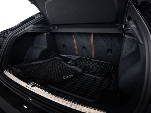 Certified 2025 Audi Q3 2.0T Premium Plus w/ Premium Plus Package image 20