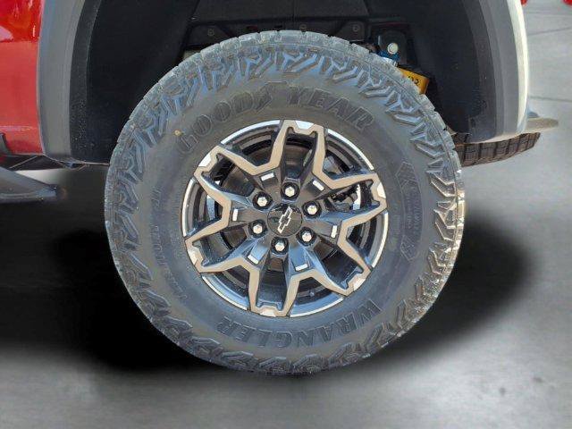 New 2026 Chevrolet Colorado ZR2 AWD/4WD image 11