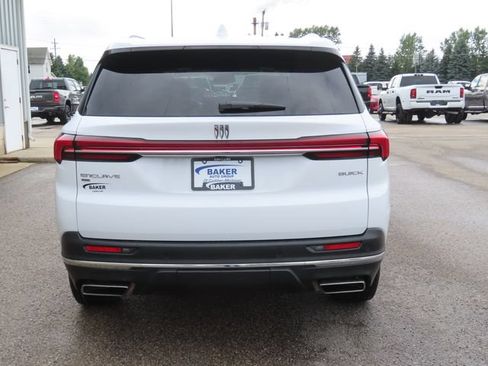 Used 2026 Buick Enclave Preferred AWD/4WD image 10