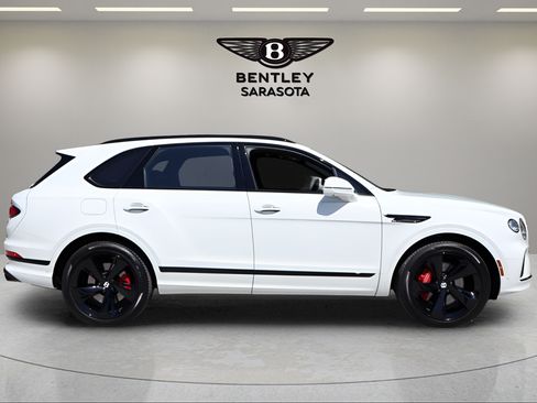 Used 2025 Bentley Bentayga AWD/4WD image 5