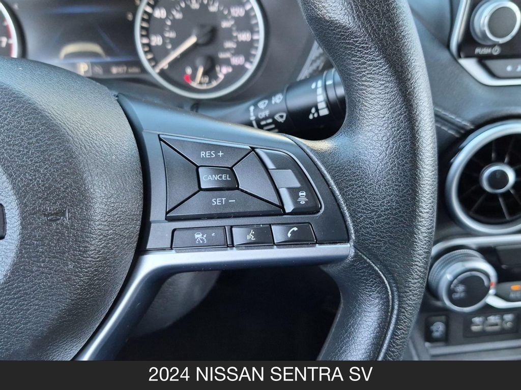 Used 2024 Nissan Sentra SV FWD image 18