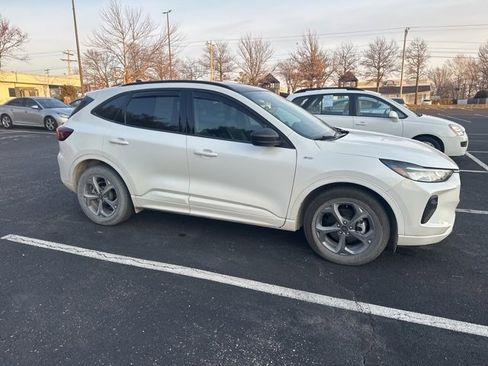 Used 2024 Ford Escape ST-Line w/ Tech Pack #1 image 4