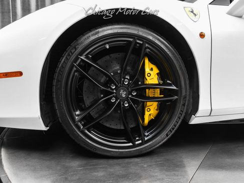 Used 2017 Ferrari 488 Spider image 17
