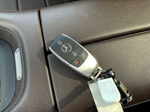 Certified 2023 Mercedes-Benz GLS 450 4MATIC w/ AMG Line Exterior image 37