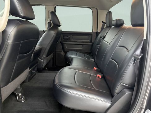 Used 2015 RAM 1500 Express AWD/4WD image 12