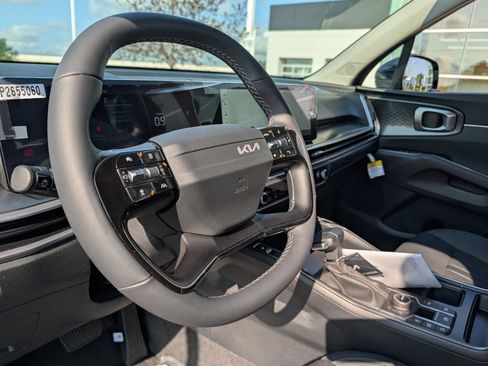New 2026 Kia Sorento EX AWD/4WD image 31