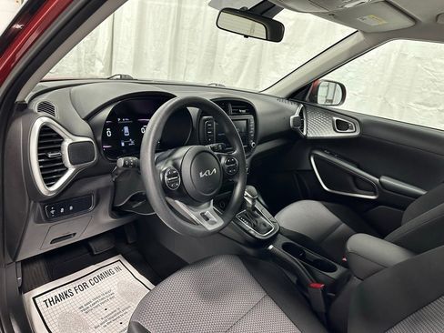 Used 2024 Kia Soul LX w/ Option Group 015 image 15