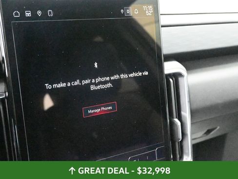 Used 2024 GMC Acadia Elevation image 30