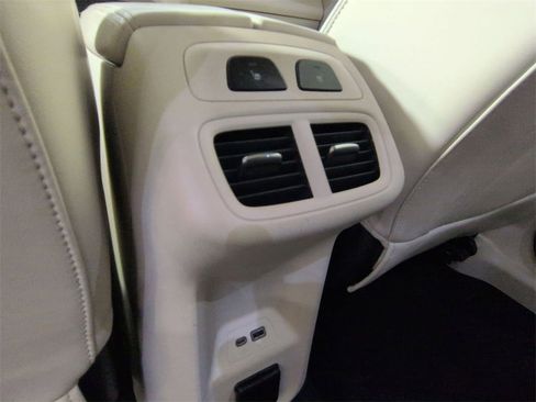 Certified 2021 Buick Envision Avenir w/ Technology Package II image 21