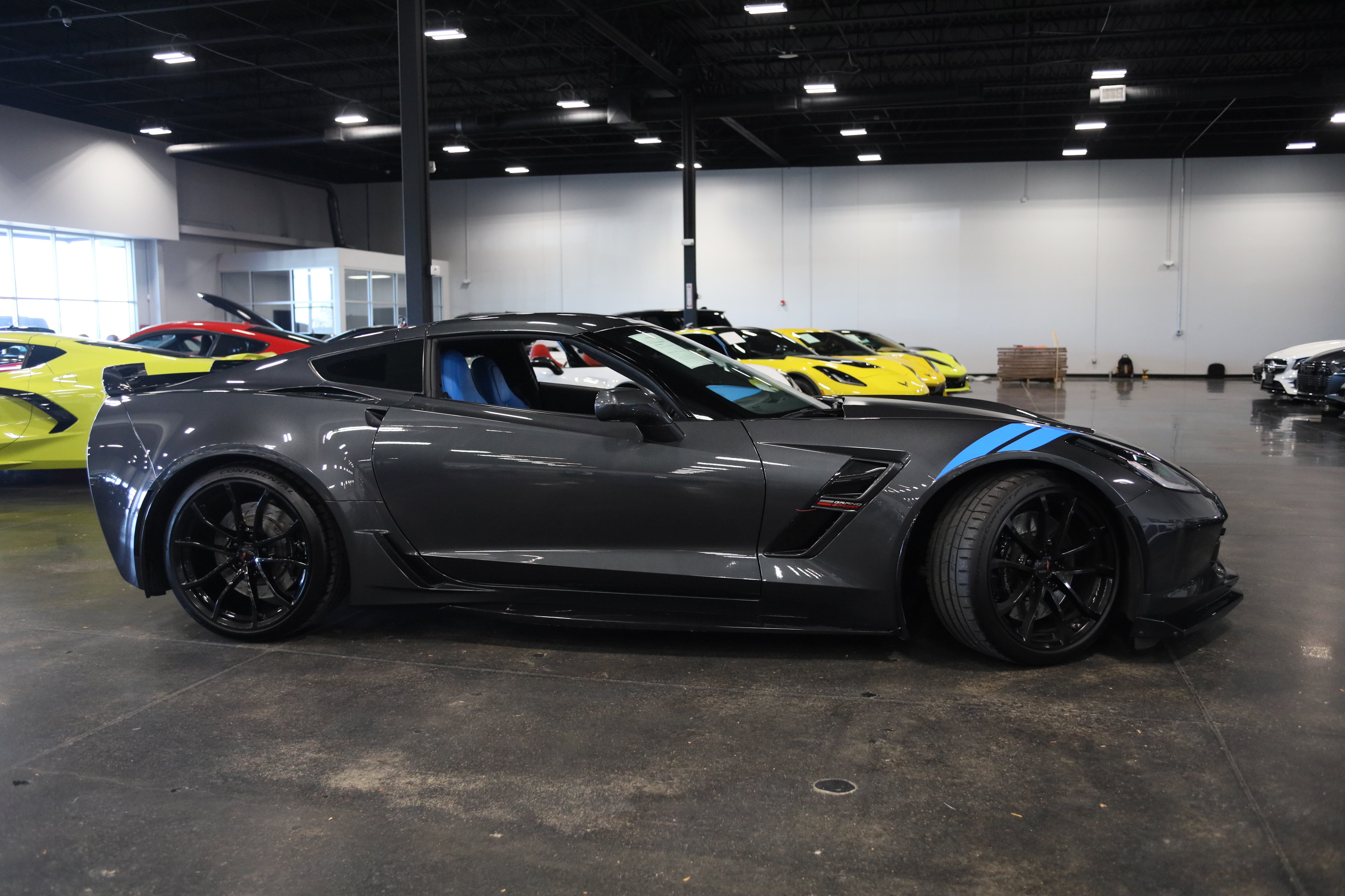 Used 2017 Chevrolet Corvette Grand Sport RWD image 10
