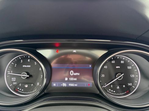 Used 2023 Buick Encore GX Essence w/ Experience Buick Package FWD image 22