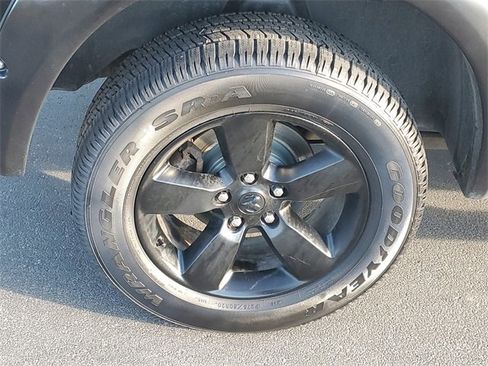 Used 2020 RAM 1500 Express w/ Wheel & Sound Group image 5