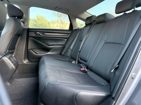 Used 2018 Honda Accord EX-L image 11