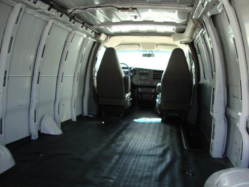 Used 2023 Chevrolet Express 2500 Extended w/ Driver Convenience Package RWD image 4