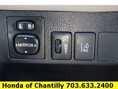 Used 2018 Toyota RAV4 Limited image 14