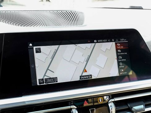 Used 2021 BMW 330i Sedan w/ Convenience Package image 23